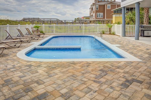leading pool contractor in Sterling